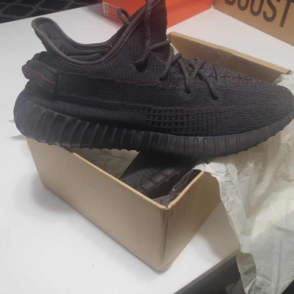 Yeezy v2 350 (Non) reflective